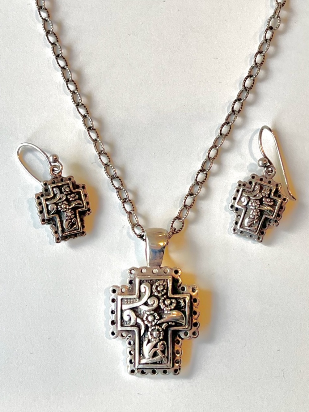 Vintage BARSE 925 Sterling Silver Flower & Swirls Cross Necklace & Earrings Set